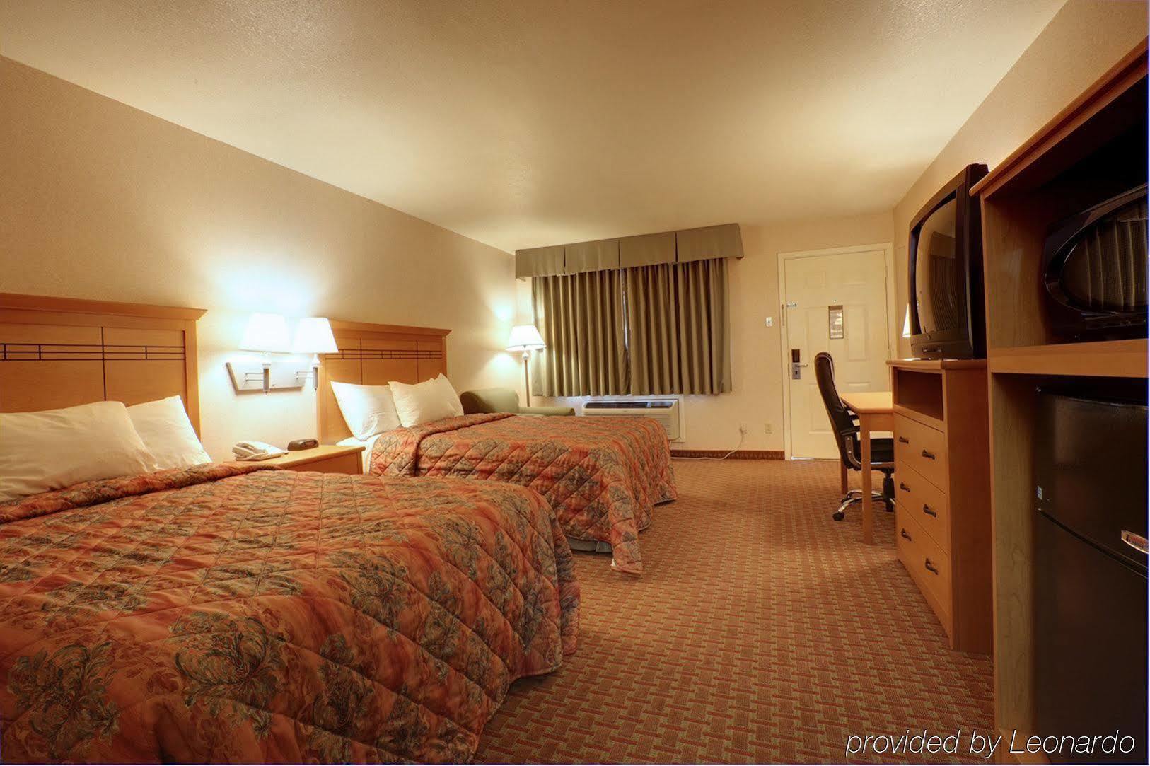 Americas Best Value Inn And Suites Десото Экстерьер фото